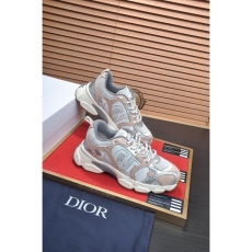 Christian Dior Sneaker